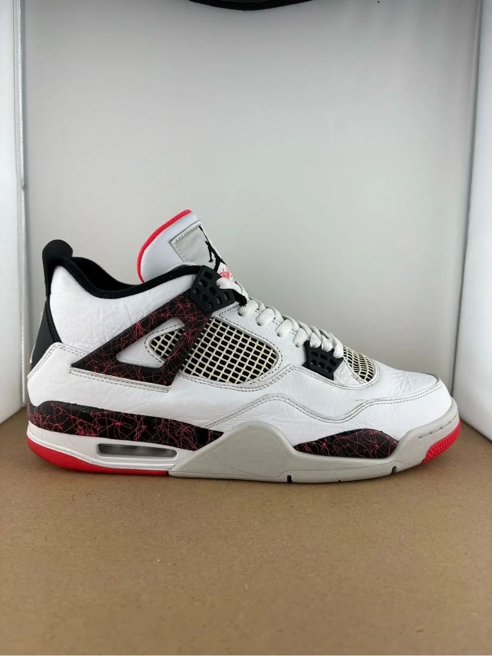 Nike Air Jordan 4 Retro Pale Citron 2019 White Black Red 308497-116 Size 12 (A5)